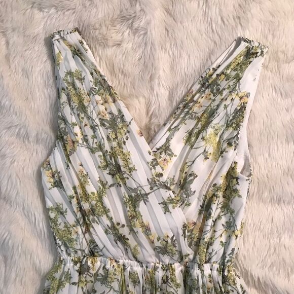 ALEX MARIE Pleated Chiffon Midi Dress Sleeveless V-Neck Green Floral Size 4 - Picture 4 of 14